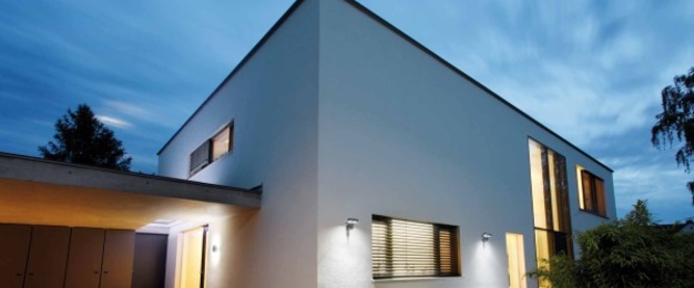 Außen­beleuchtung bei Schneider Elektrotechnik GmbH in Neuenmarkt
