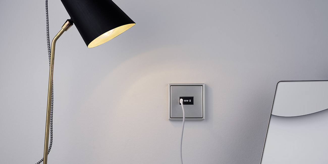 Ladegerät USB PD 60 bei Schneider Elektrotechnik GmbH in Neuenmarkt