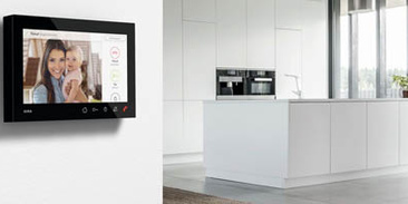 Gira Wohnungsstation bei Schneider Elektrotechnik GmbH in Neuenmarkt