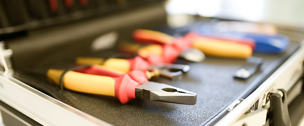 Reparatur-Service bei Schneider Elektrotechnik GmbH in Neuenmarkt